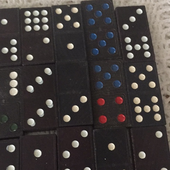 Bundle of 78 Retro Dominos Two Patterns - Picture 3 of 4